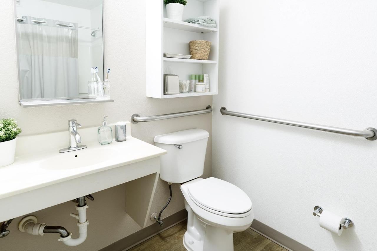 Intown Suites Extended Stay Atlanta Ga - Lilburn Екстериор снимка